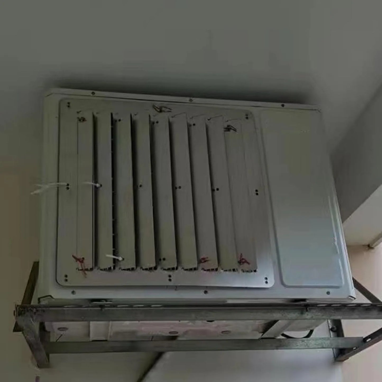 Aire acondicionado, acero inoxidable, protección contra el clima y desviación de aire