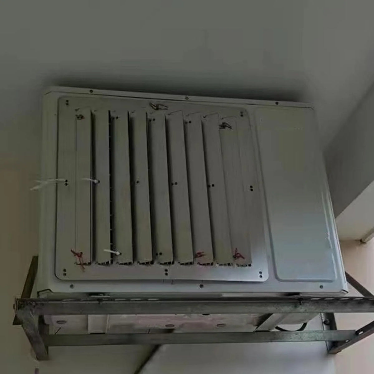 Aire acondicionado, acero inoxidable, protección contra el clima y desviación de aire